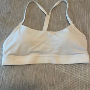 Lululemon power y sports bra